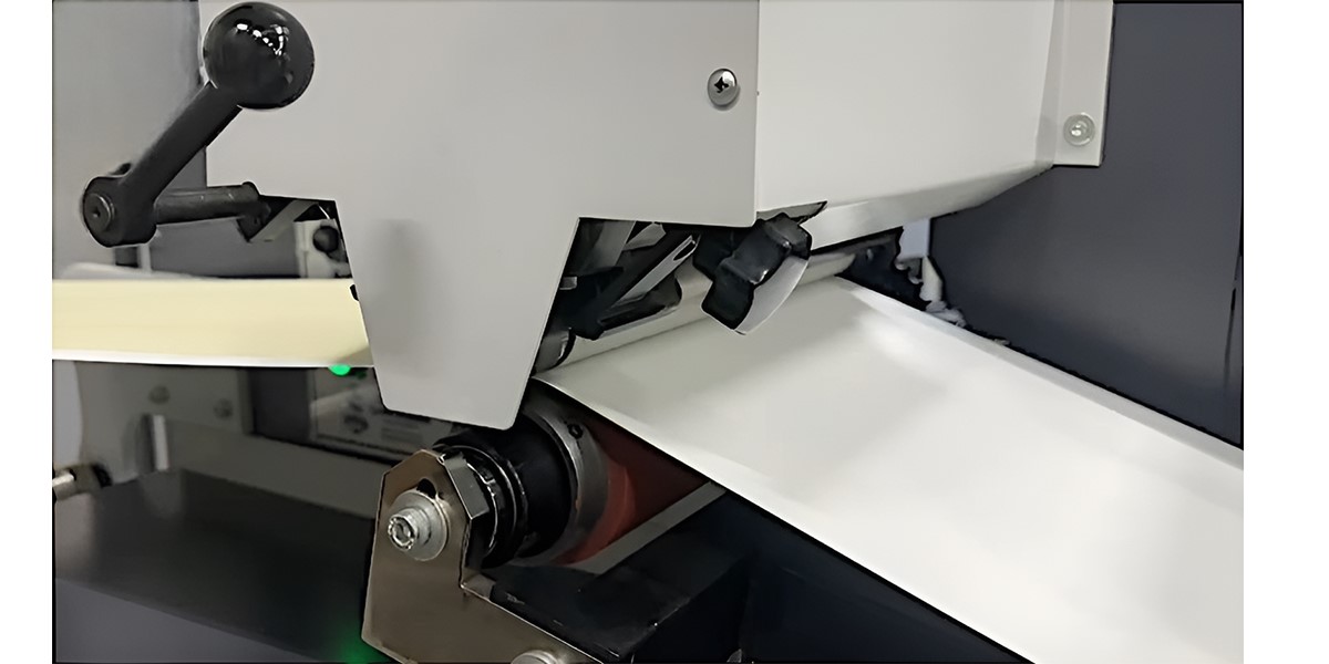 300 mm  kısa tip PVC, Melamin Holtmelt Tutkallama Makinesi